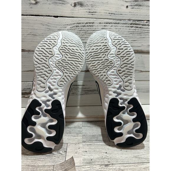 NIKE women's Renew Run 2 size 8 white and pink running shoe - Picture 7 of 8